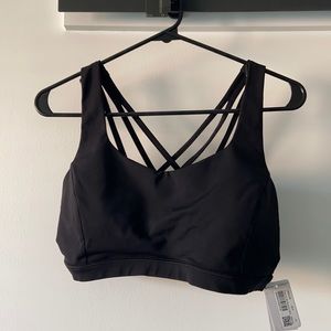 🍋 NWT LULU Free to be Serene bra black size 10